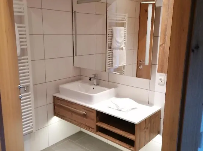 Gaestehaus Haag بيت ريفي 3*