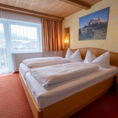 Мини-отель Gaestehaus Haag 3*