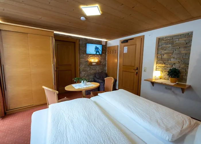 여관 Gaestehaus Haag 에르발트